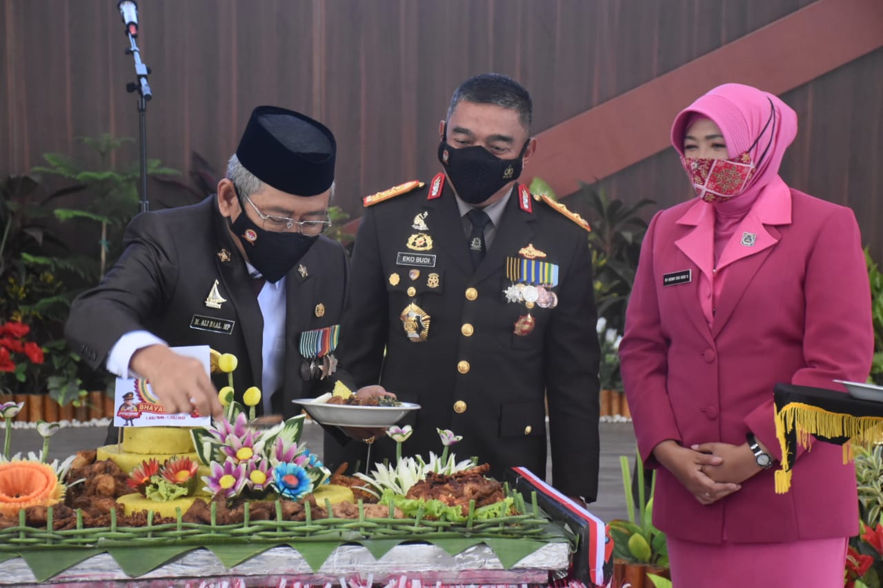 Hari Bhayangkara ke-75, Gubernur Sulbar Harap Sinergi dan Solidaritas Terus Terjalin